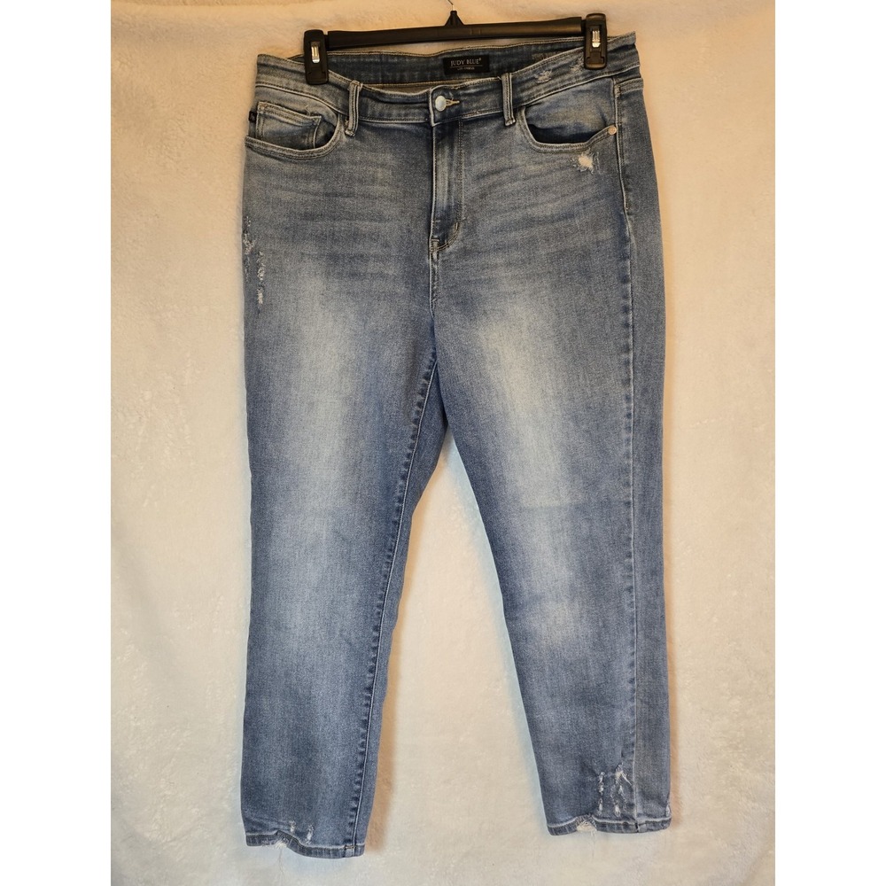 Judy Blue Jeans Size 15/32 Mid Rise Skinny Fit β Medium Wash Raw Hem Distressed